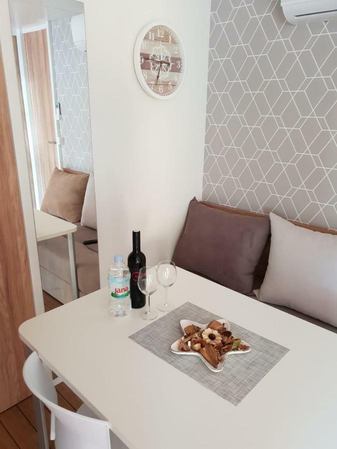 Seahorse Mobile Home, Soline Biograd Biograd Na Moru Dış mekan fotoğraf